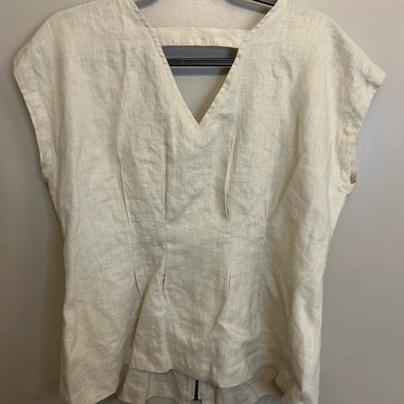 NWT Grace Elements 100% linen taupe top with cutout in back size 8 - Picture 8 of 12